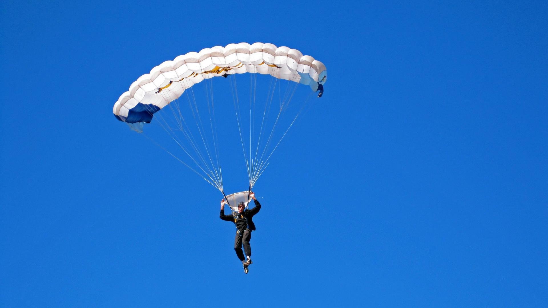 LOL世界赛战队争锋扣人心弦,lol世界战队排行